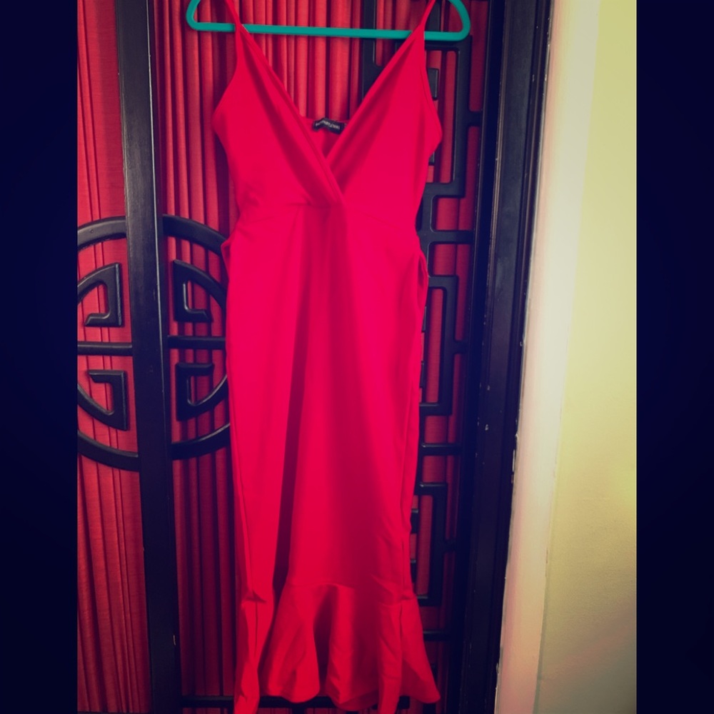 Vibrant Midi Red 🌹